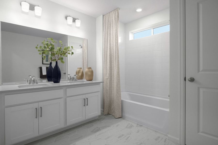 Dual-sink vanity at primary bath