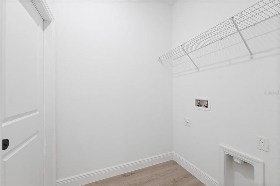 Image 33 of a home in .