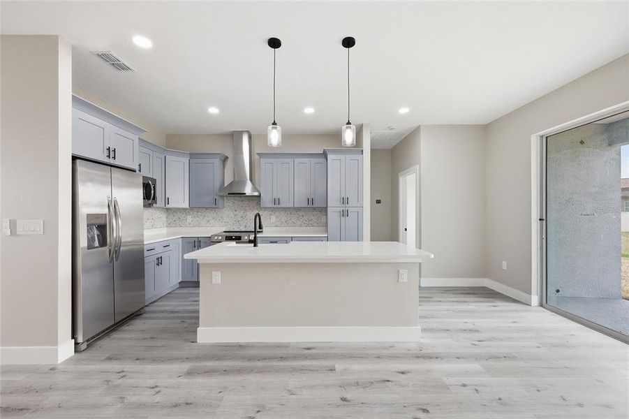 Furnished interior view inside a new home in , Kissimmee (Image 7).