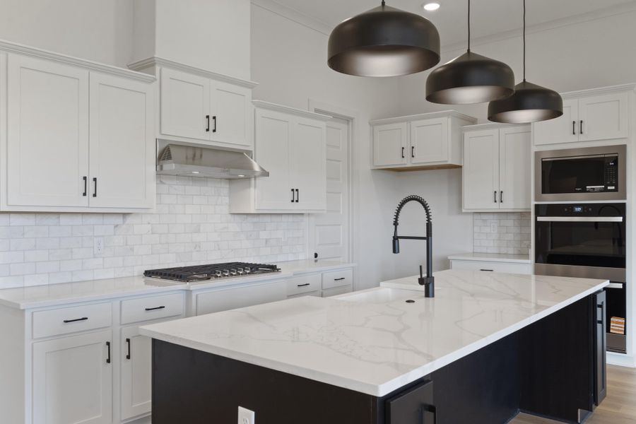 Furnished interior view inside a new home in White Oak, Arlington (Image 9).
