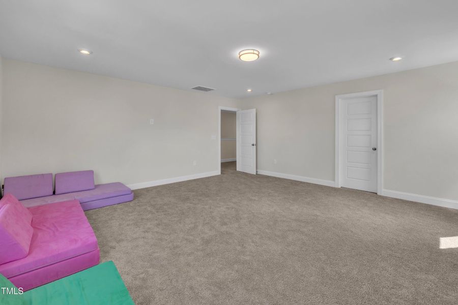 12-1301 Rose Finch-16