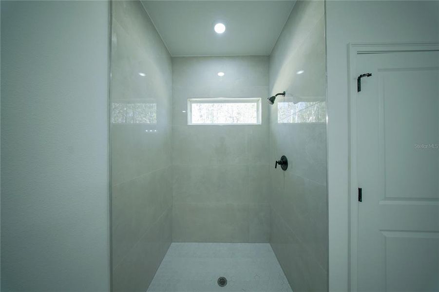 Close-up of interior finishes inside a home in , Ocala (Image 7).