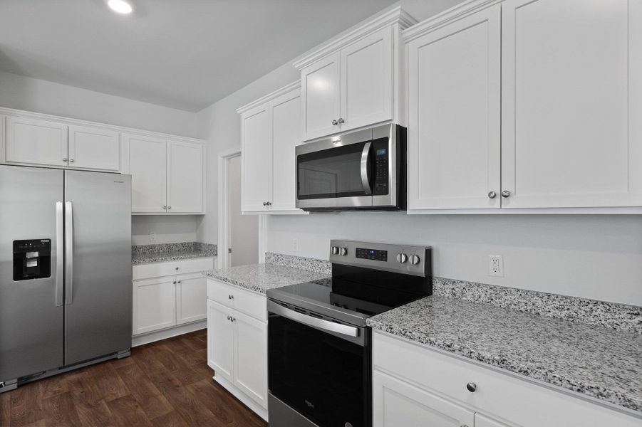 Furnished interior view inside a new home in Carolina Groves, Moncks Corner (Image 8).