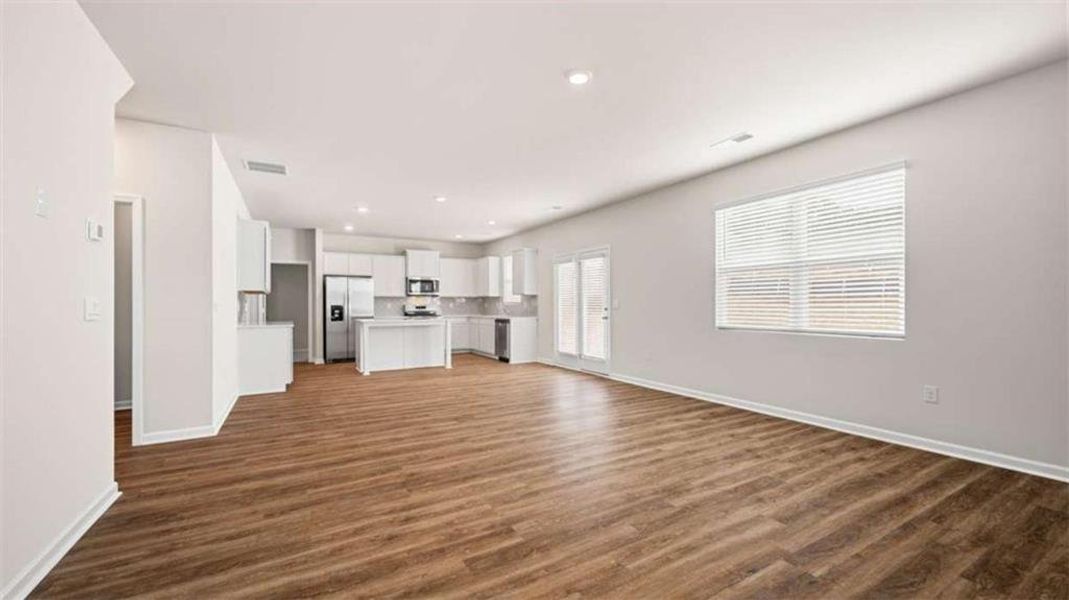 Spacious, unfurnished interior of a new home in Bridle Creek, Locust Grove (Image 17). Spacious, unfurnished interior of a new home in Bridle Creek, Locust Grove (Image 17).