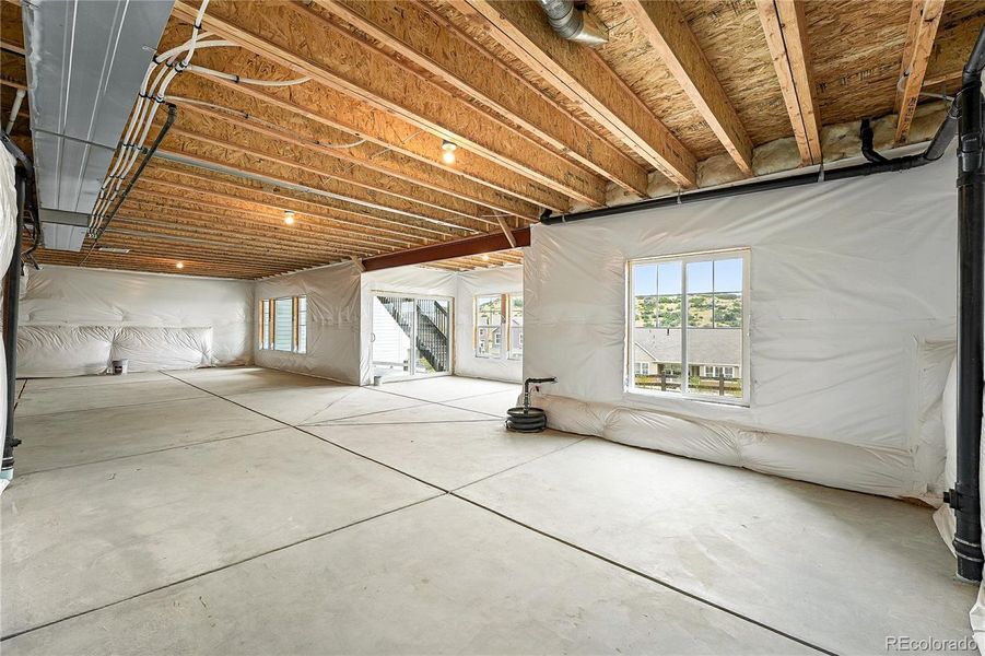 3943 Descent St - Ready Now!