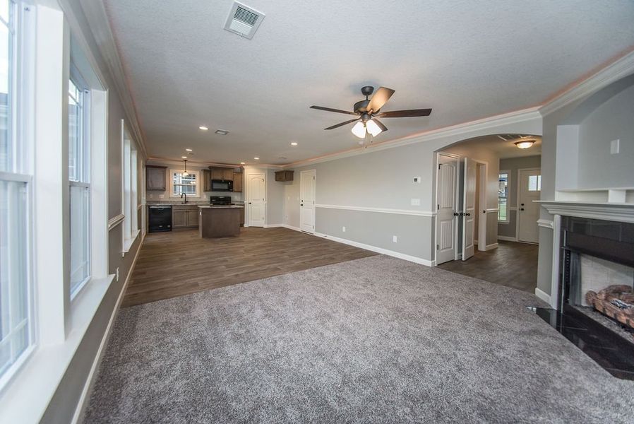 Representative unfurnished interior of a home built from the Heatherwood by Enchanted Homes in Arcadia Village, Spartanburg (Image 41).