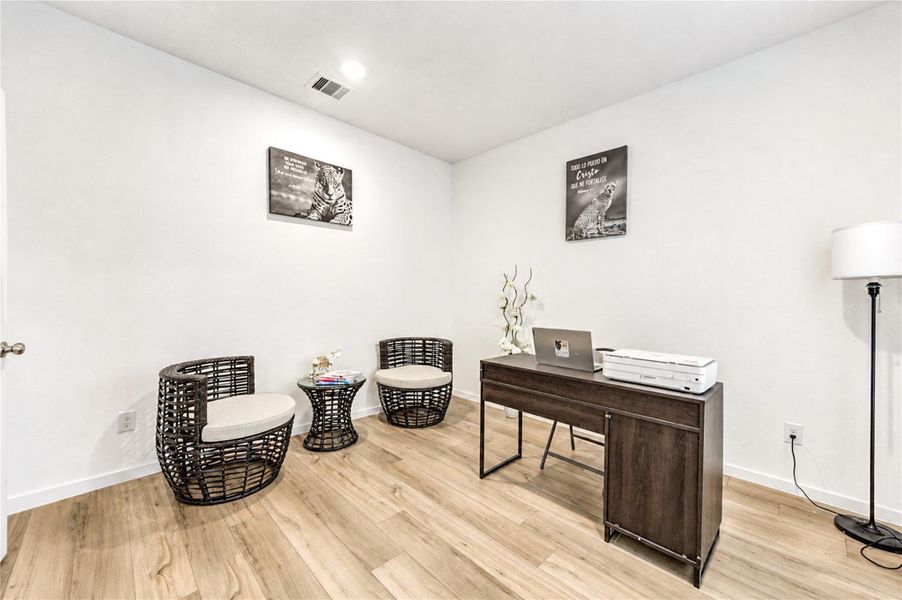 Furnished interior view inside a new home in Harvest Green, Richmond (Image 15).