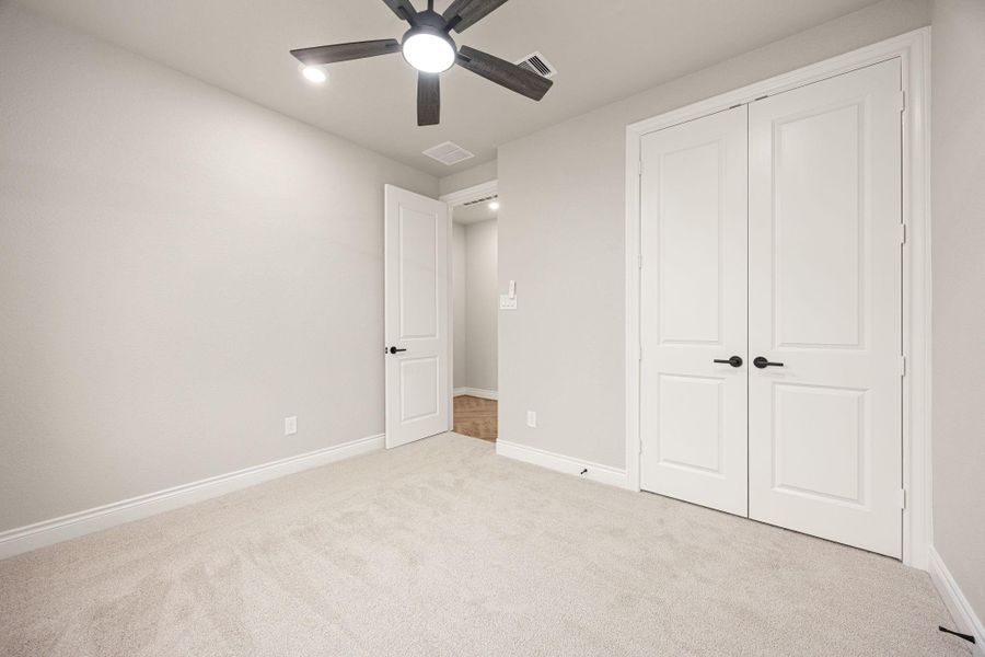 Spacious, unfurnished interior of a new home in , Waller (Image 37).