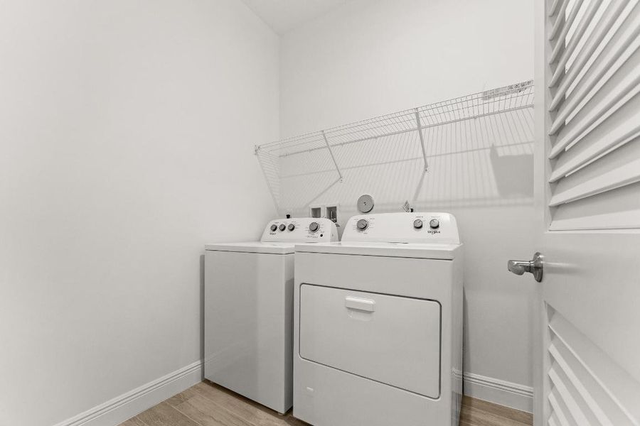 US_SEF_GLORIOSA_LOT 65_laundry