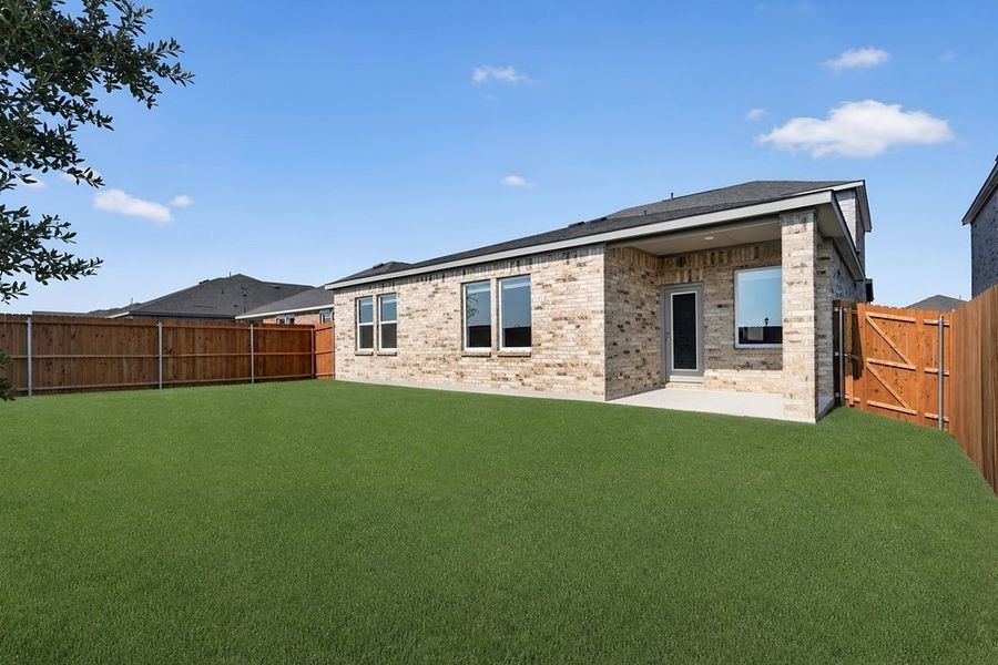 Exterior details and patio area of a home in Parks at Foster Crossing, Anna (Image 4).