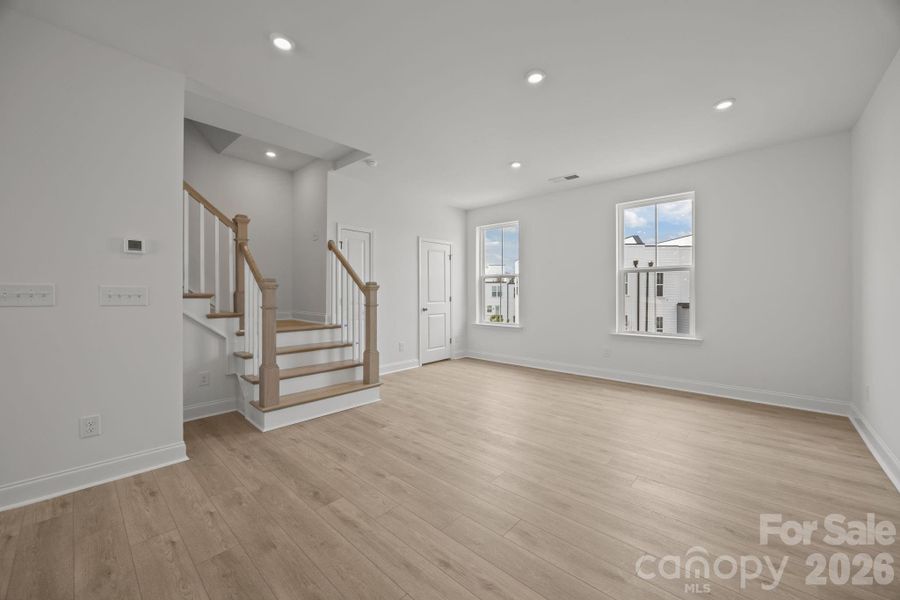 Spacious, unfurnished interior of a new home in The River District Townhomes, Charlotte (Image 20).