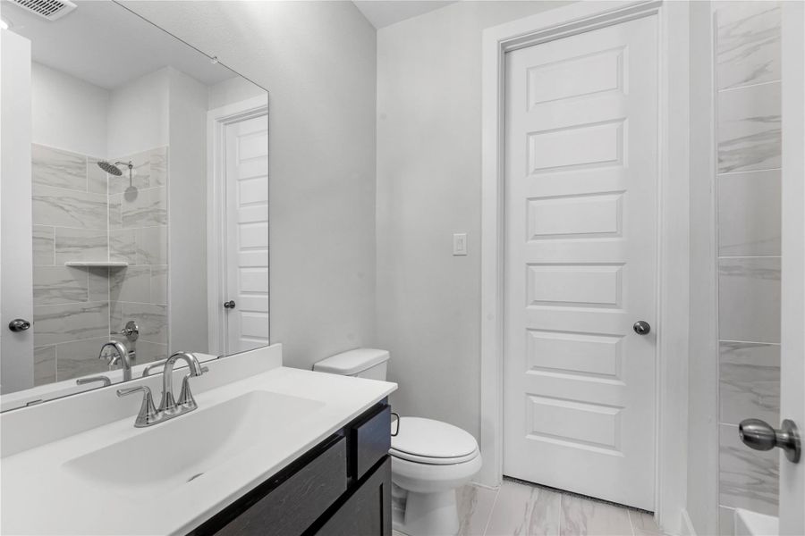 Representative image. Features, specifications, selections and colors may vary.