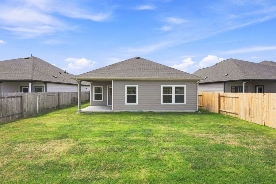 1,849sf New Home in Cedar Creek, TX. - Slide 6 1,849sf New Home in Cedar Creek, TX. - Slide 6