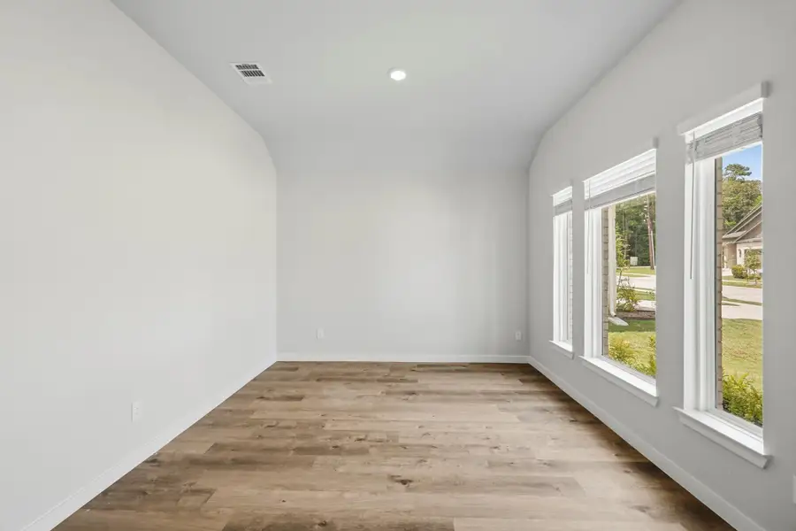 Spacious, unfurnished interior of a new home in Audubon, Magnolia (Image 18). Spacious, unfurnished interior of a new home in Audubon, Magnolia (Image 18).