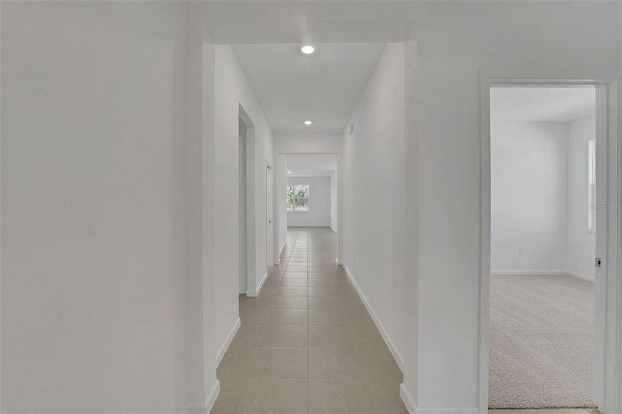 Spacious, unfurnished interior of a new home in Willowbrook North, Winter Haven (Image 33).