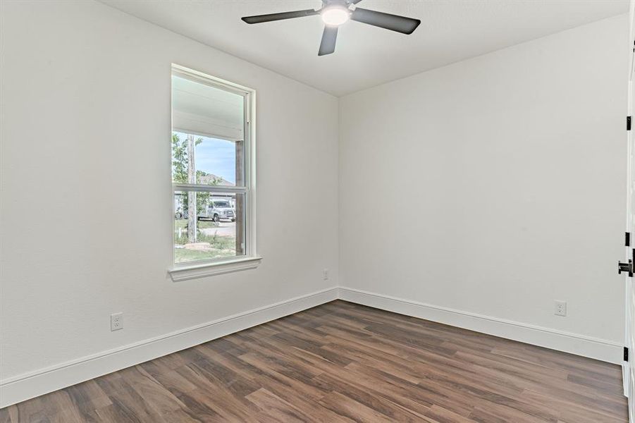 Spacious, unfurnished interior of a new home in , Granbury (Image 29).