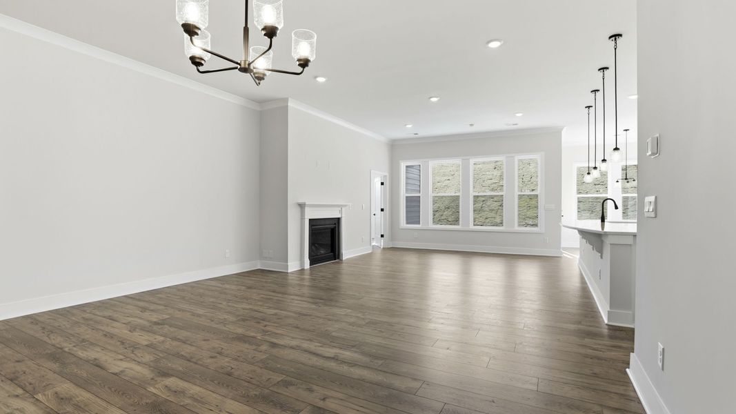 Spacious, unfurnished interior of a new home in Cottonwood Ridge, Piedmont (Image 18).