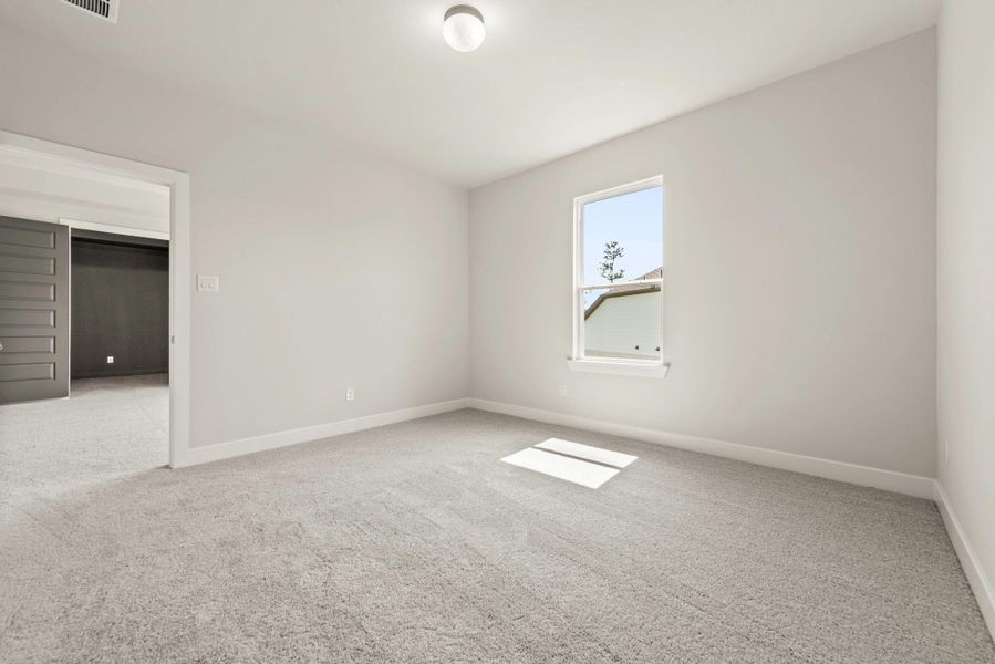 Representative image. Features, specifications, selections and colors may vary.