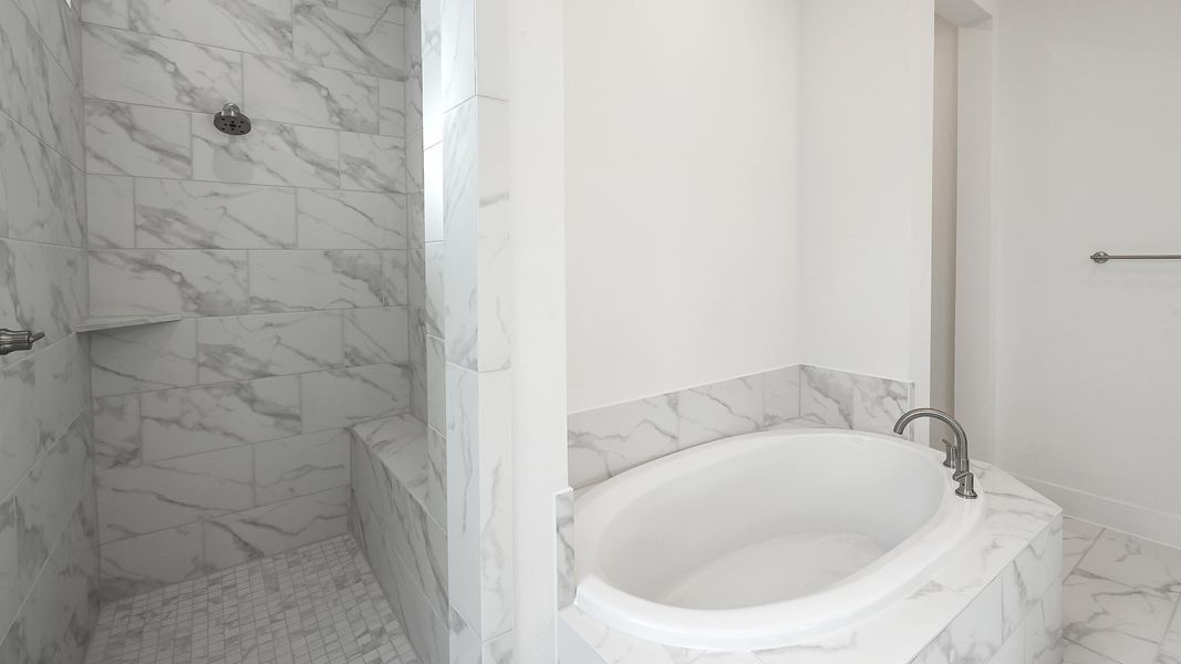 Image 18 of a home in 6 Creeks 60'.