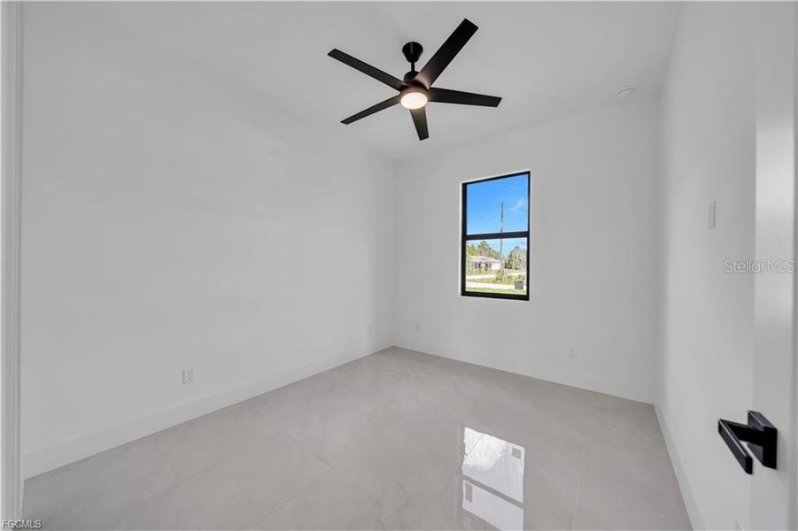 Spacious, unfurnished interior of a new home in , Lehigh Acres (Image 25).