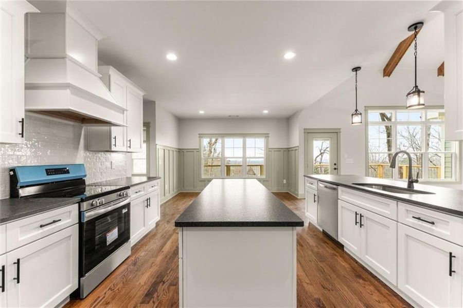 Furnished interior view inside a new home in , Cleveland (Image 7).