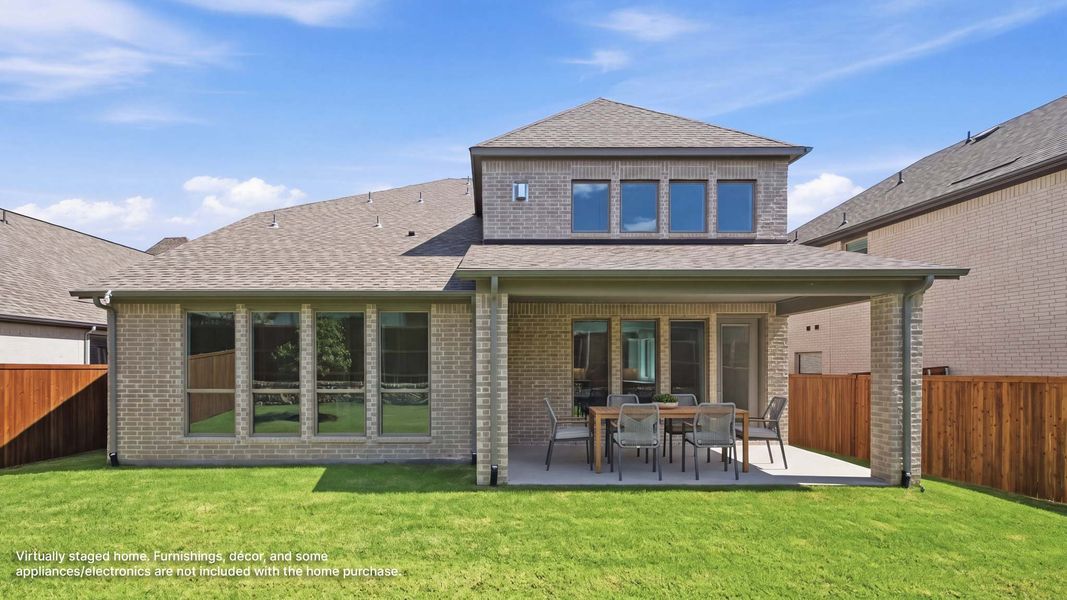 Exterior details and patio area of a home in Eliana, McKinney (Image 2).
