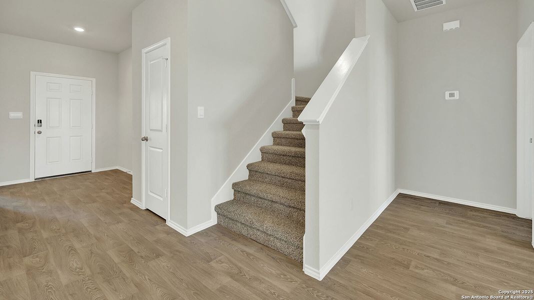 Spacious, unfurnished interior of a new home in Bollinger, Maxwell (Image 23). Spacious, unfurnished interior of a new home in Bollinger, Maxwell (Image 23).