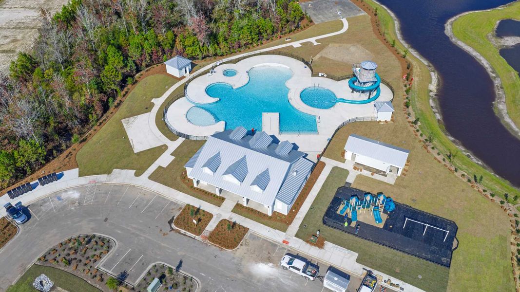 Community amenities in The Pines at Blake Farm, Wilmington (Image 37).