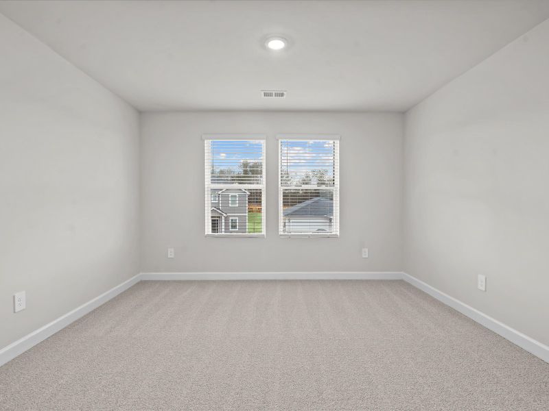 Spacious, unfurnished interior of a new home in Chatham Forest, Duncan (Image 18).