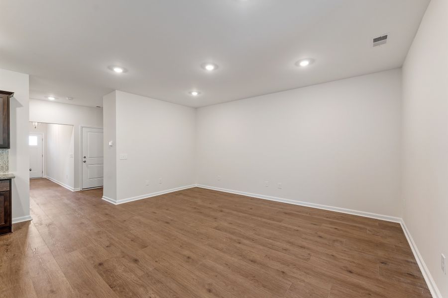 Spacious, unfurnished interior of a new home in Landmark Commons, Boiling Springs (Image 15). Spacious, unfurnished interior of a new home in Landmark Commons, Boiling Springs (Image 15).