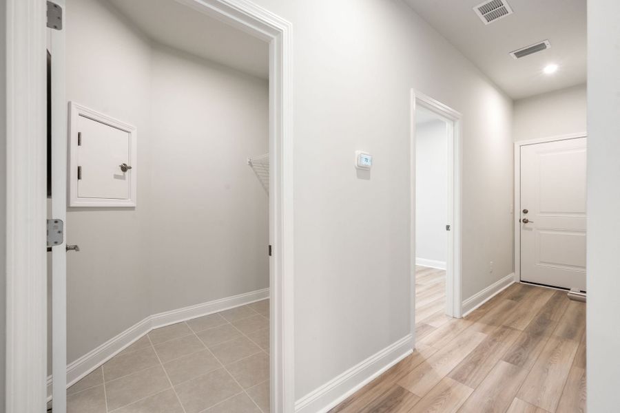 Spacious, unfurnished interior of a new home in Del Webb Savannah at Heartwood, Richmond Hill (Image 38). Spacious, unfurnished interior of a new home in Del Webb Savannah at Heartwood, Richmond Hill (Image 38).