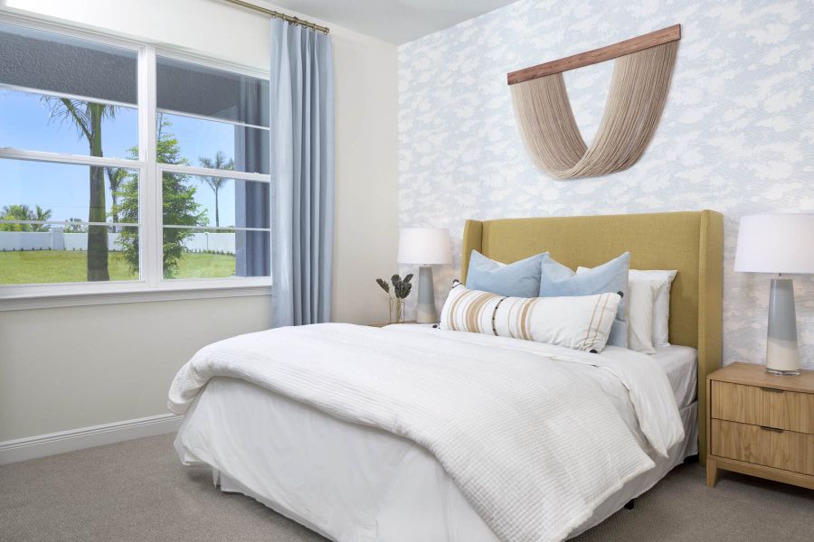 Representative furnished interior of a home built from the Glades by Mattamy Homes in Wellen Park, Venice (Image 16).