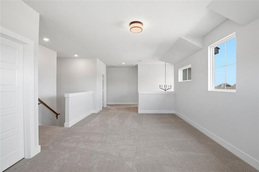 Spacious, unfurnished interior of a new home in Talon Hills, Fort Worth (Image 22).