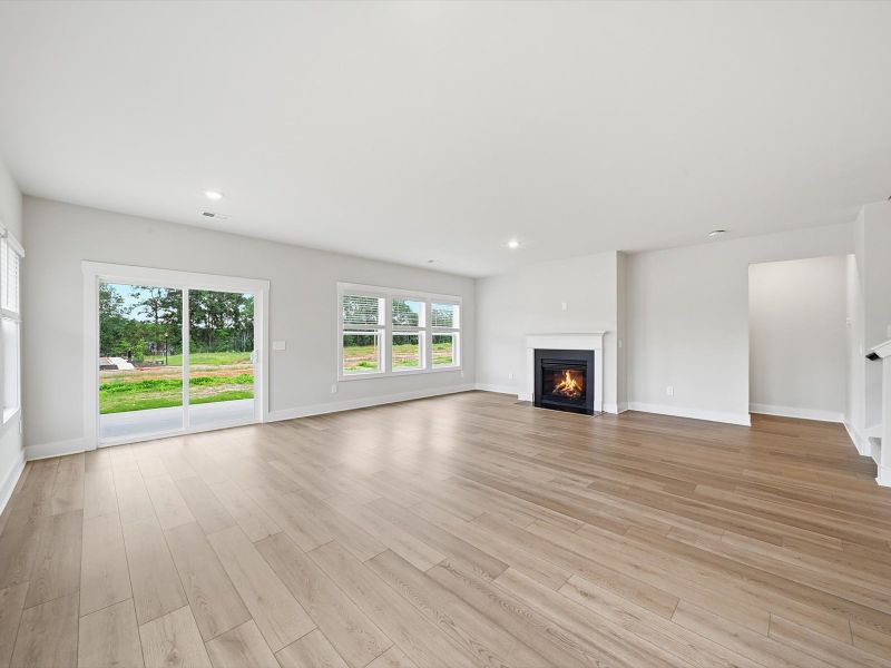 Spacious, unfurnished interior of a new home in Crossing at Abner Creek, Greer (Image 11). Spacious, unfurnished interior of a new home in Crossing at Abner Creek, Greer (Image 11).