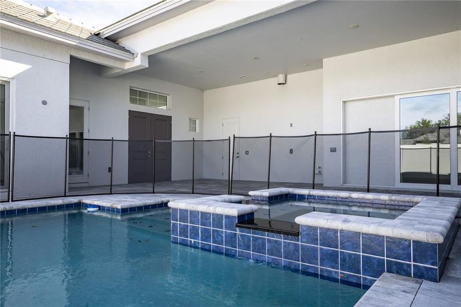 Exterior details and patio area of a home in Toscana, Palm Coast (Image 3).