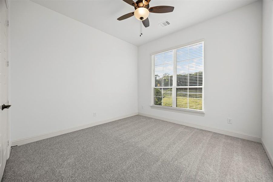 Spacious, unfurnished interior of a new home in Tuscan Estates (1 Acre Lots), Waxahachie (Image 30). Spacious, unfurnished interior of a new home in Tuscan Estates (1 Acre Lots), Waxahachie (Image 30).