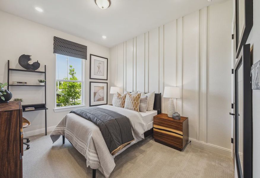 Plan 5042 bed 3 - staged - 18 of 20