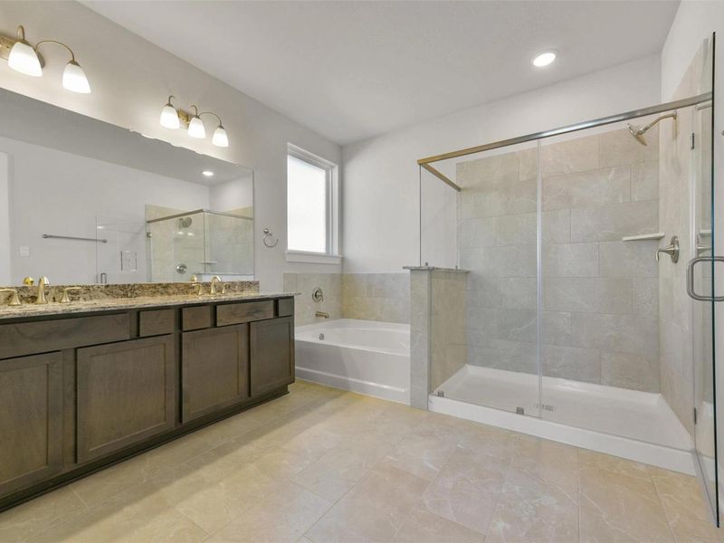 Furnished interior view inside a new home in Lago Mar, Texas City (Image 13).