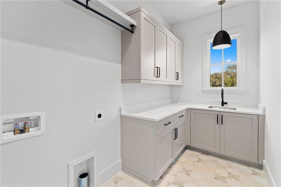 Furnished interior view inside a new home in , Atlanta (Image 35).