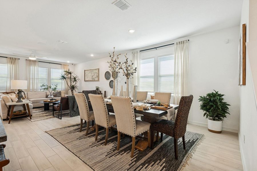 Charming dining area (*Photo not of actual home and used for illustration purposes only.)