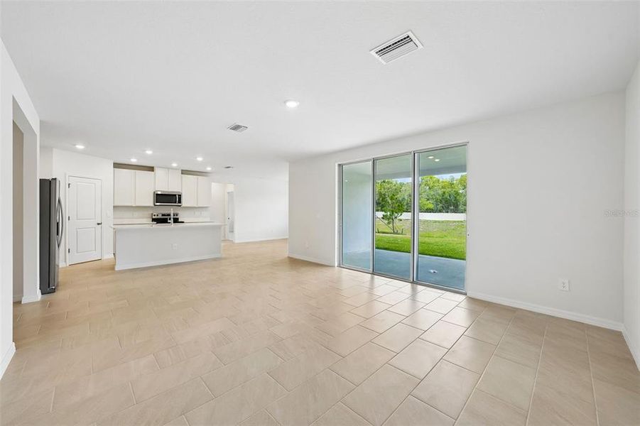 Spacious, unfurnished interior of a new home in Pine Ridge Meadows, Hudson (Image 38).