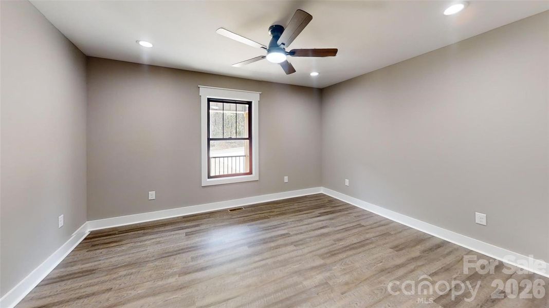 Spacious, unfurnished interior of a new home in , Lawndale (Image 22).