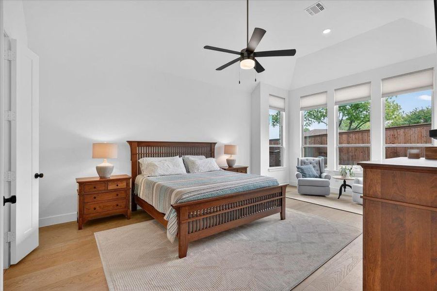 Furnished interior view inside a new home in Saddle Star Estates, Rockwall (Image 12).