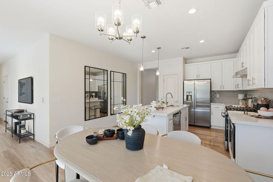 1511 W SIERRA VISTA DR 1511 W SIERRA VISTA DR