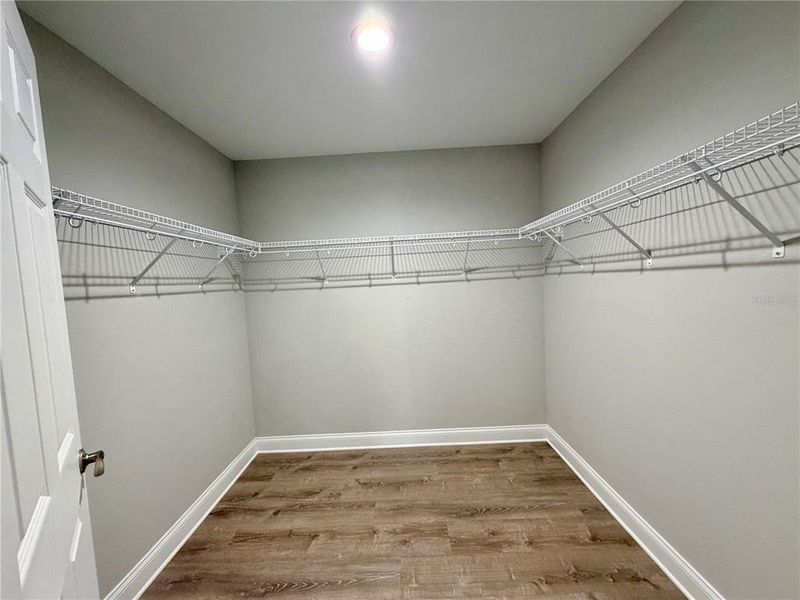 Spacious, unfurnished interior of a new home in , Babson Park (Image 15).