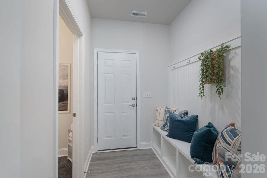 Furnished interior view inside a new home in Cardiff Glyn, Catawba (Image 5).