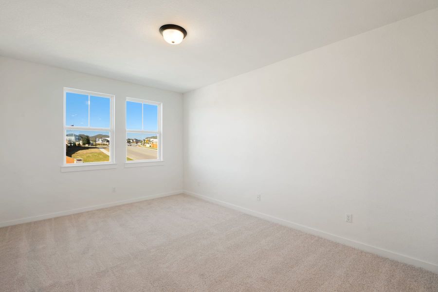 Spacious, unfurnished interior of a new home in Lariat, Liberty Hill (Image 36).