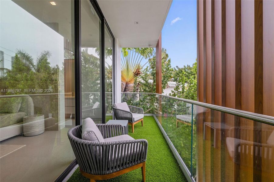 Exterior details and patio area of a home in , Miami Beach (Image 26).