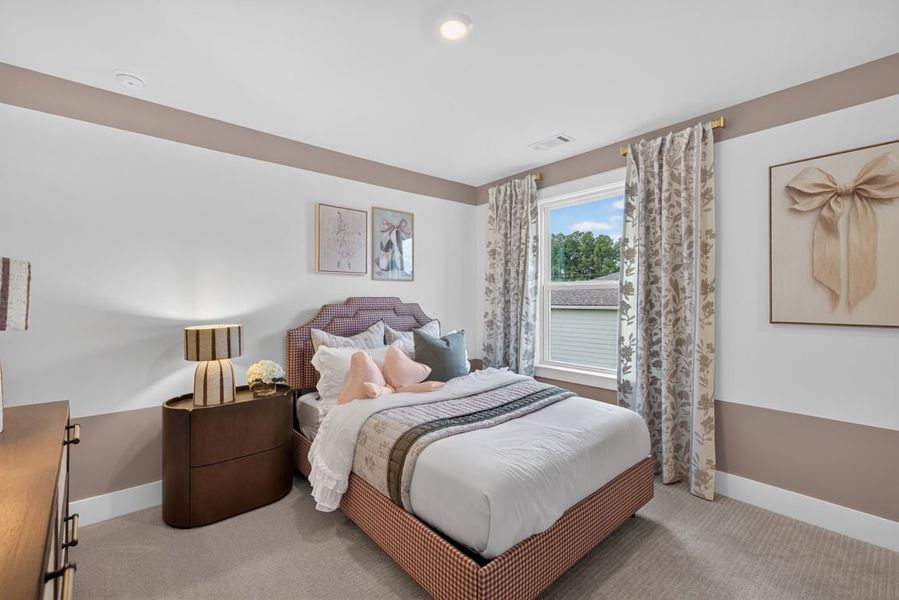 Representative furnished interior of a home built from the Wynfield by Pulte Homes in Everhour, Newnan (Image 43).