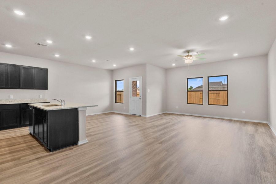 Spacious, unfurnished interior of a new home in Windrose Green, Angleton (Image 20).